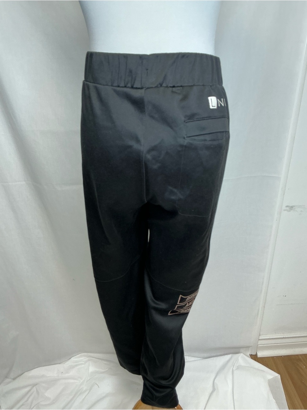 2168 - Women’s Black Patch-Accent Casual Pants - Picture 6 of 13